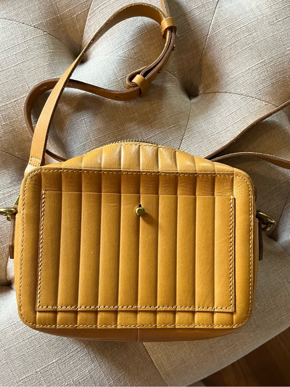 Madewell camel camera bag, Crossbody
